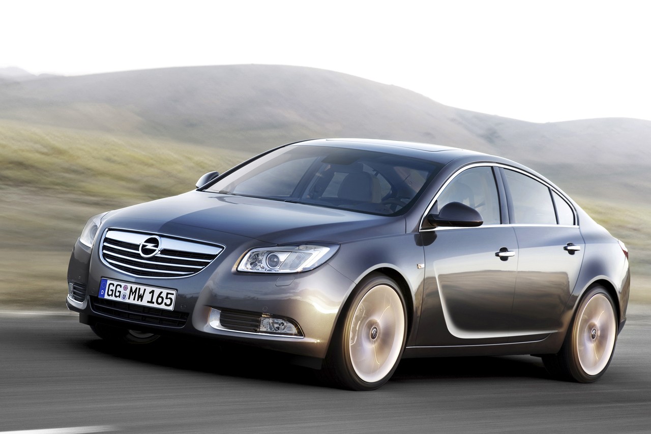 fastest opel insignia sport car