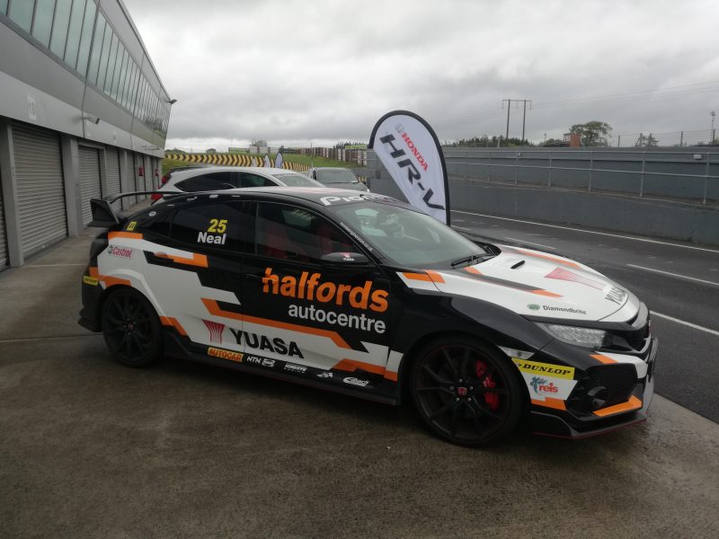 Honda Civic Type-R - Cartell.ie at Honda Track Day